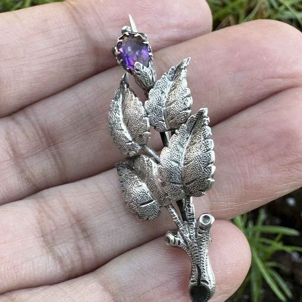 Antique Flower Pin Brooch 1.875 Inch Purple Amethyst Silver C-Clasp 3.3g Leaves‎